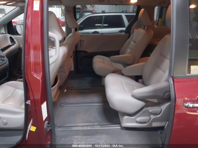 Photo 7 VIN: 5TDDZ3DC1LS245369 - TOYOTA SIENNA 