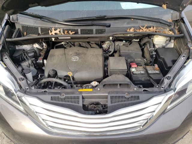 Photo 6 VIN: 5TDDZ3DC2HS149371 - TOYOTA SIENNA XLE 