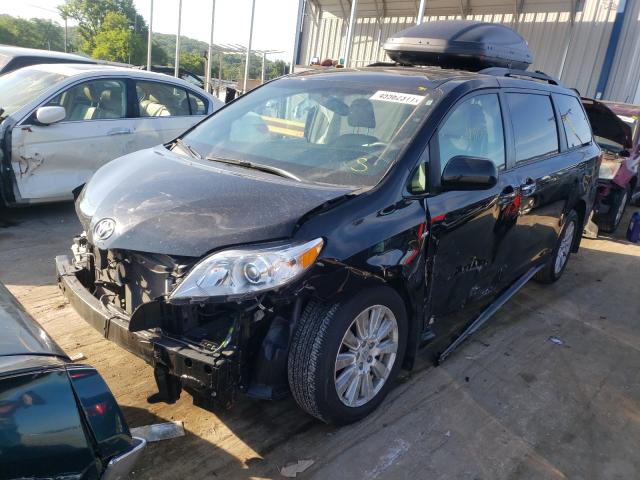 Photo 1 VIN: 5TDDZ3DC2HS160810 - TOYOTA SIENNA XLE 