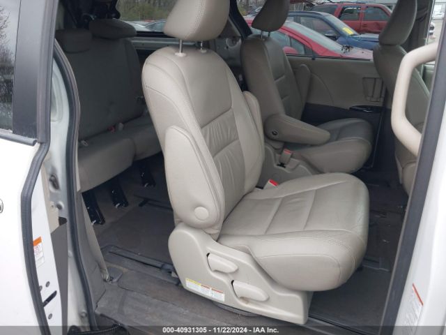 Photo 7 VIN: 5TDDZ3DC2HS161696 - TOYOTA SIENNA 