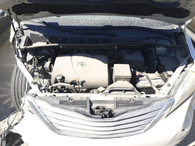 Photo 11 VIN: 5TDDZ3DC2HS162069 - TOYOTA SIENNA XLE 