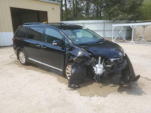 Photo 3 VIN: 5TDDZ3DC2HS170527 - TOYOTA SIENNA XLE 