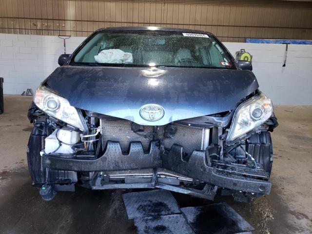 Photo 4 VIN: 5TDDZ3DC2HS182404 - TOYOTA SIENNA XLE 