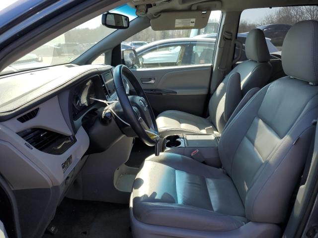 Photo 6 VIN: 5TDDZ3DC2HS184685 - TOYOTA SIENNA XLE 