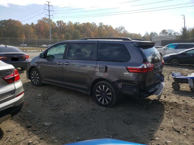 Photo 1 VIN: 5TDDZ3DC2JS194784 - TOYOTA SIENNA XLE 