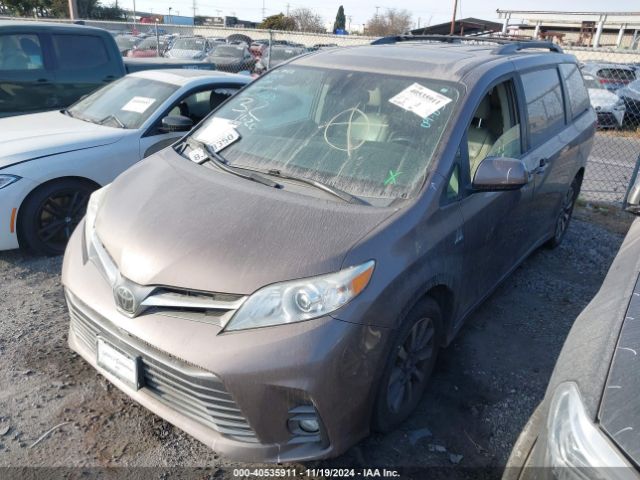 Photo 1 VIN: 5TDDZ3DC2KS210225 - TOYOTA SIENNA 