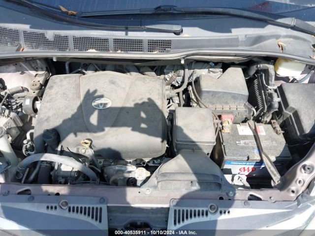 Photo 9 VIN: 5TDDZ3DC2KS210225 - TOYOTA SIENNA 