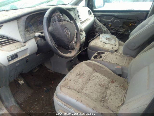 Photo 4 VIN: 5TDDZ3DC2LS238124 - TOYOTA SIENNA 