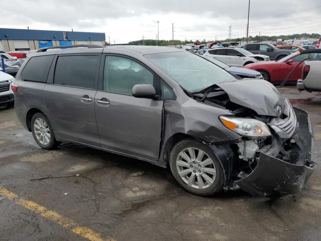 Photo 3 VIN: 5TDDZ3DC3HS150058 - TOYOTA SIENNA XLE 