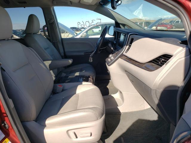 Photo 4 VIN: 5TDDZ3DC3HS158550 - TOYOTA SIENNA XLE 