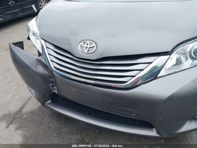 Photo 5 VIN: 5TDDZ3DC3HS170472 - TOYOTA SIENNA 