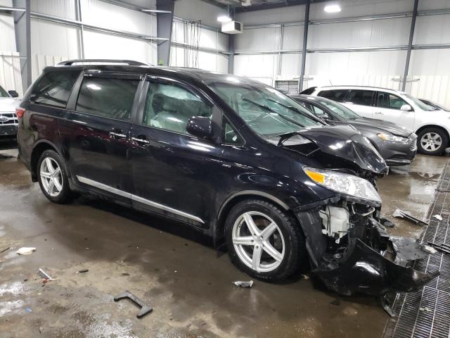 Photo 3 VIN: 5TDDZ3DC3HS173422 - TOYOTA SIENNA XLE 