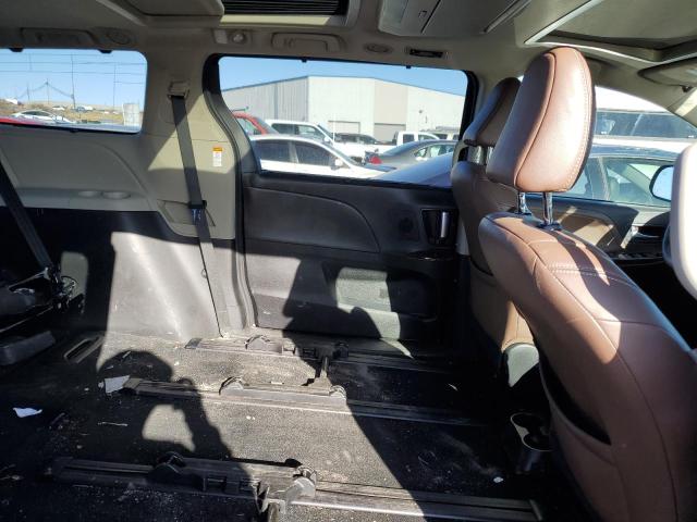 Photo 10 VIN: 5TDDZ3DC3JS199072 - TOYOTA SIENNA XLE 