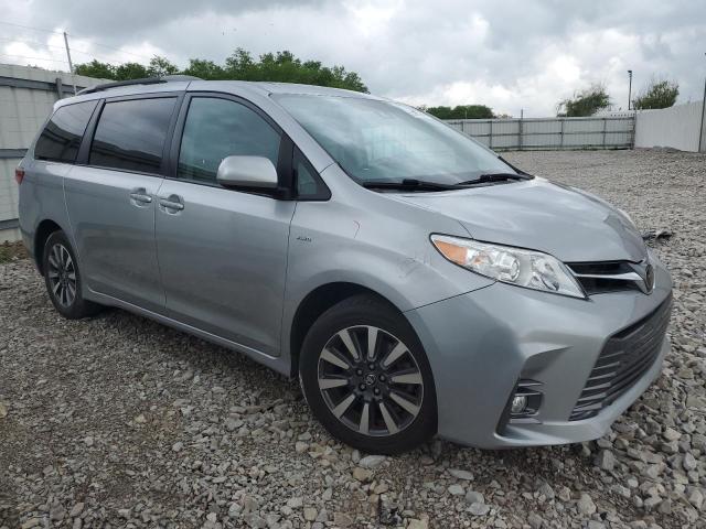 Photo 3 VIN: 5TDDZ3DC3JS203024 - TOYOTA SIENNA XLE 