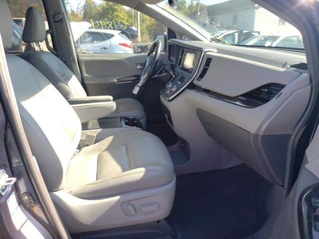 Photo 4 VIN: 5TDDZ3DC3JS203797 - TOYOTA SIENNA XLE 