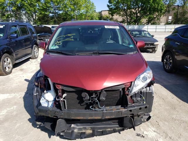 Photo 4 VIN: 5TDDZ3DC3JS209373 - TOYOTA SIENNA XLE 