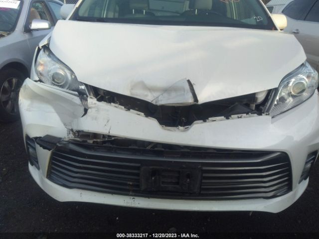 Photo 5 VIN: 5TDDZ3DC3KS226434 - TOYOTA SIENNA 