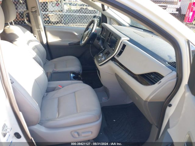 Photo 4 VIN: 5TDDZ3DC3LS233739 - TOYOTA SIENNA 