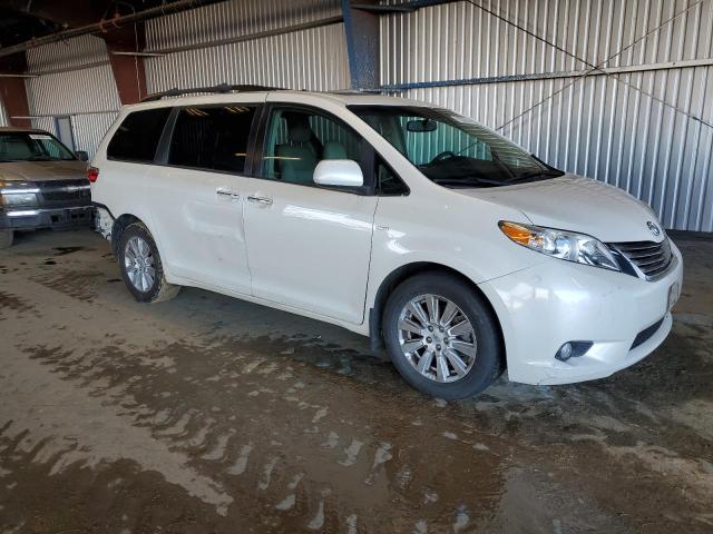 Photo 3 VIN: 5TDDZ3DC4HS157083 - TOYOTA SIENNA XLE 