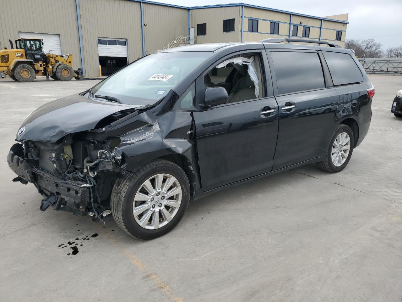 Photo 0 VIN: 5TDDZ3DC4HS159478 - TOYOTA SIENNA 