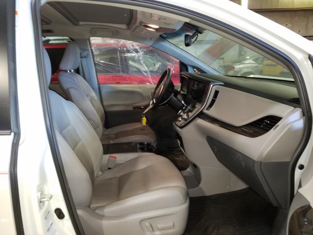 Photo 4 VIN: 5TDDZ3DC4HS171551 - TOYOTA SIENNA XLE 