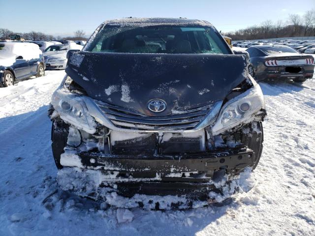 Photo 4 VIN: 5TDDZ3DC4HS175356 - TOYOTA SIENNA XLE 