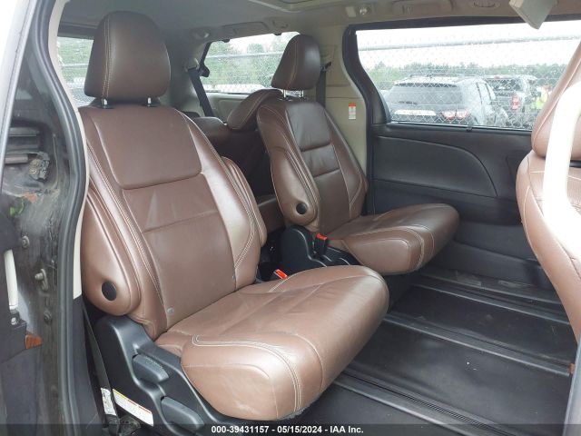 Photo 7 VIN: 5TDDZ3DC4HS182789 - TOYOTA SIENNA 