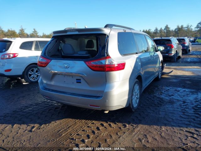 Photo 3 VIN: 5TDDZ3DC4HS184834 - TOYOTA SIENNA 