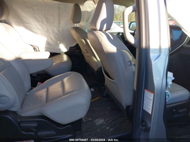 Photo 7 VIN: 5TDDZ3DC4HS184834 - TOYOTA SIENNA 