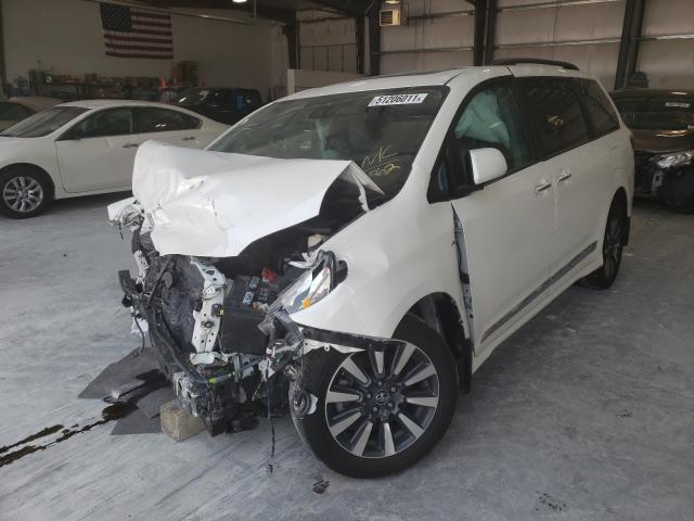 Photo 1 VIN: 5TDDZ3DC4JS202562 - TOYOTA SIENNA XLE 