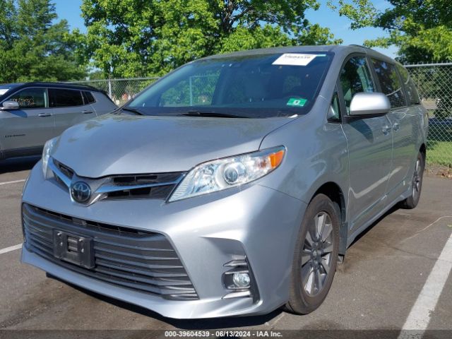 Photo 1 VIN: 5TDDZ3DC4JS209432 - TOYOTA SIENNA 