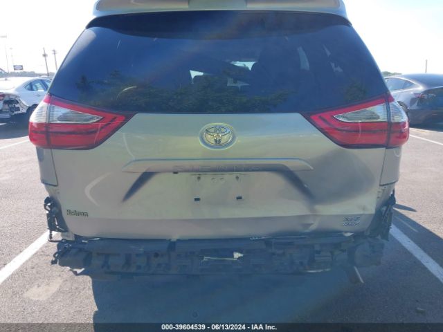 Photo 5 VIN: 5TDDZ3DC4JS209432 - TOYOTA SIENNA 