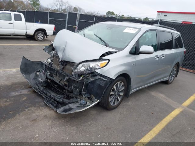 Photo 1 VIN: 5TDDZ3DC4KS210274 - TOYOTA SIENNA 