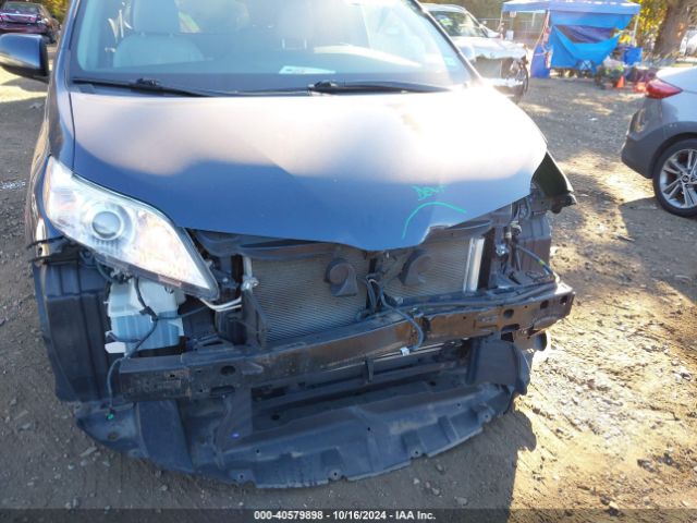 Photo 5 VIN: 5TDDZ3DC4KS222585 - TOYOTA SIENNA 