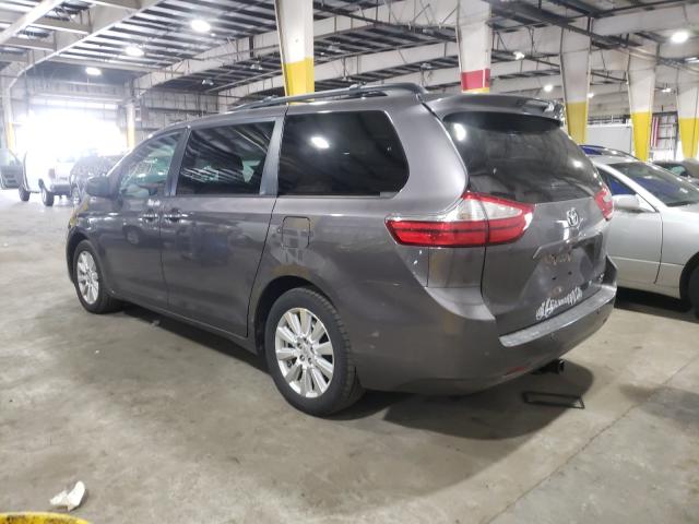 Photo 2 VIN: 5TDDZ3DC5HS150613 - TOYOTA SIENNA XLE 