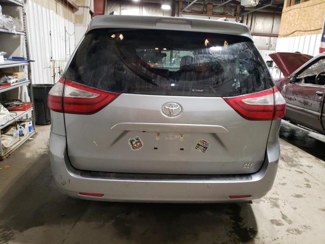 Photo 5 VIN: 5TDDZ3DC5HS163328 - TOYOTA SIENNA XLE 