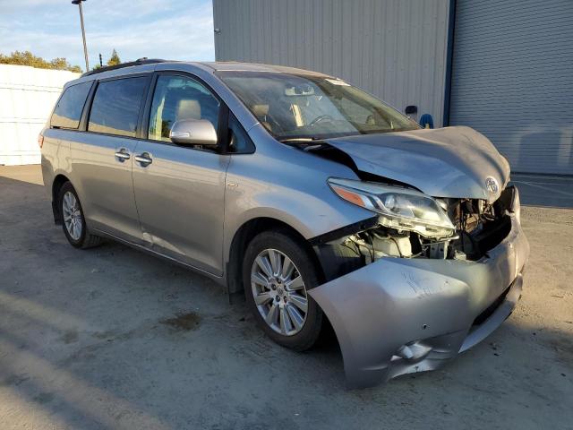 Photo 3 VIN: 5TDDZ3DC5HS177231 - TOYOTA SIENNA XLE 