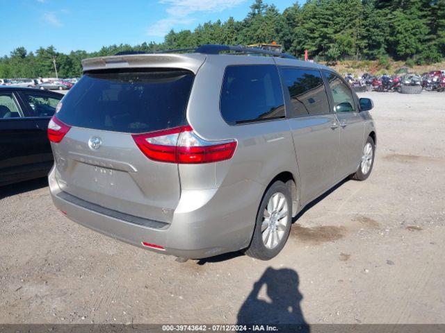 Photo 3 VIN: 5TDDZ3DC5HS183322 - TOYOTA SIENNA 