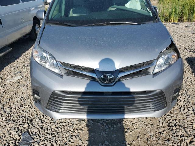 Photo 11 VIN: 5TDDZ3DC6JS201428 - TOYOTA SIENNA XLE 