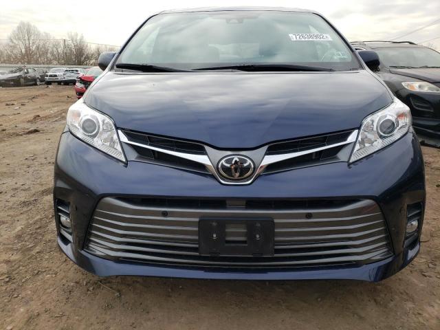 Photo 4 VIN: 5TDDZ3DC6KS220501 - TOYOTA SIENNA XLE 