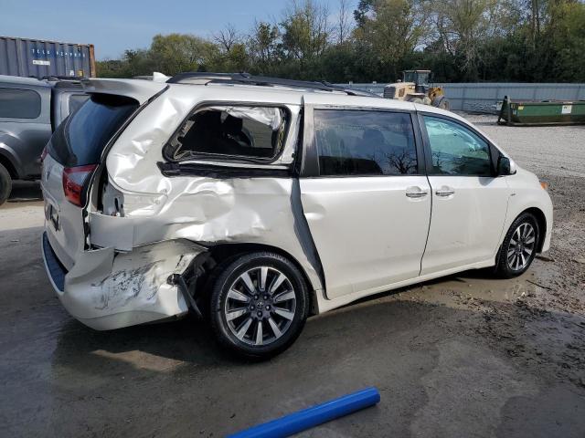 Photo 2 VIN: 5TDDZ3DC6KS220773 - TOYOTA SIENNA XLE 