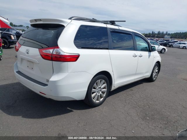 Photo 3 VIN: 5TDDZ3DC7HS161998 - TOYOTA SIENNA 