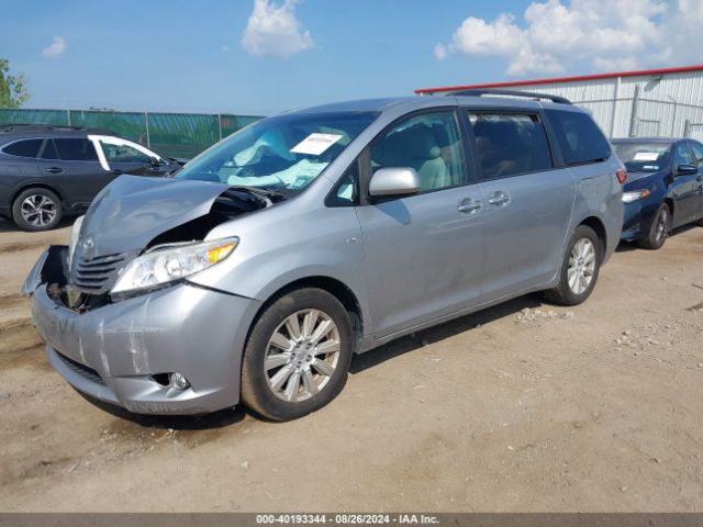 Photo 1 VIN: 5TDDZ3DC7HS170300 - TOYOTA SIENNA 