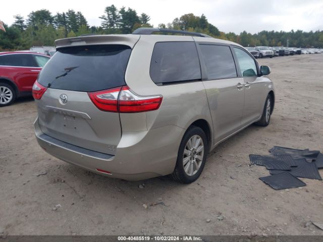 Photo 3 VIN: 5TDDZ3DC7HS184567 - TOYOTA SIENNA 