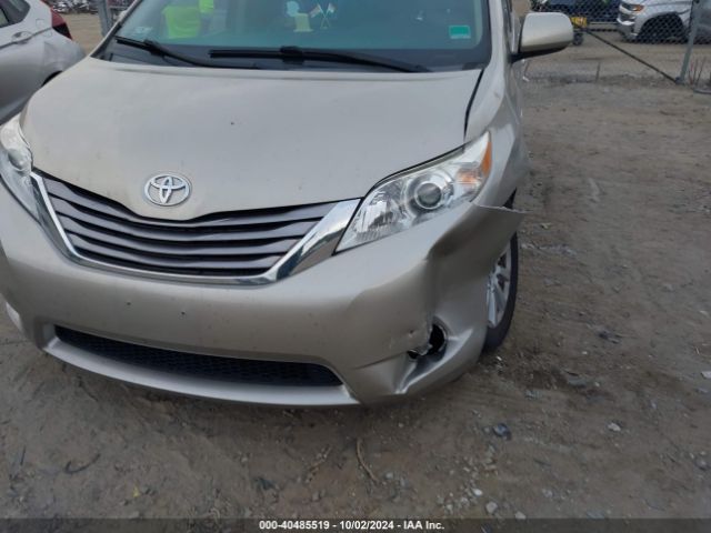 Photo 5 VIN: 5TDDZ3DC7HS184567 - TOYOTA SIENNA 