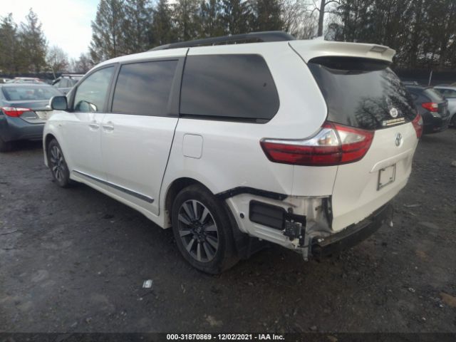 Photo 2 VIN: 5TDDZ3DC7JS200045 - TOYOTA SIENNA 