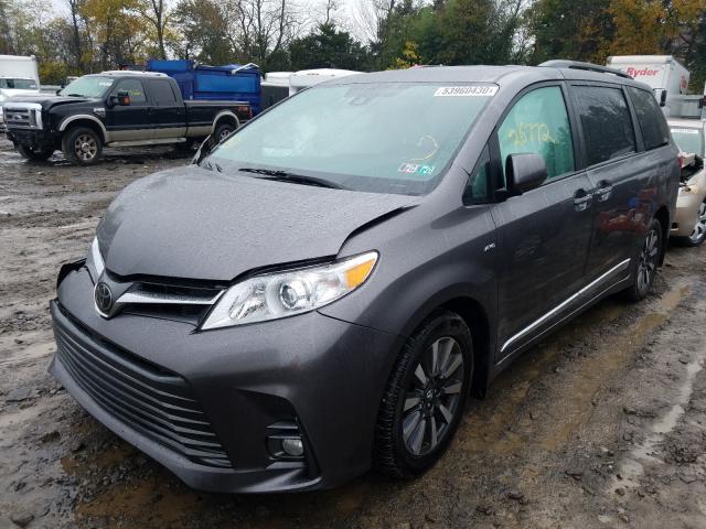 Photo 1 VIN: 5TDDZ3DC7JS209747 - TOYOTA SIENNA XLE 