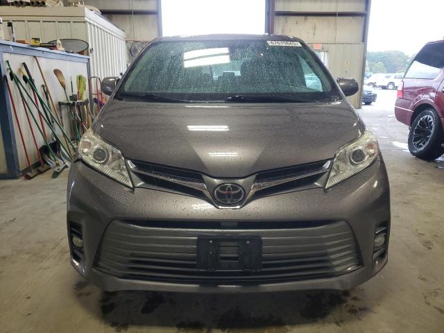 Photo 4 VIN: 5TDDZ3DC7KS219342 - TOYOTA SIENNA XLE 