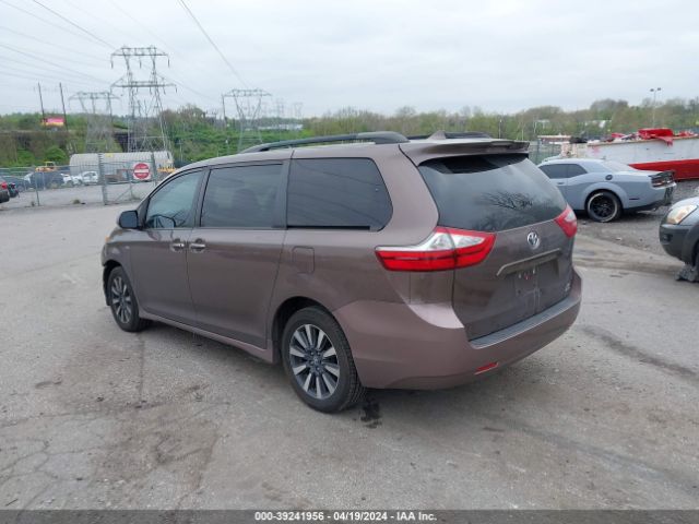 Photo 2 VIN: 5TDDZ3DC7KS224279 - TOYOTA SIENNA 