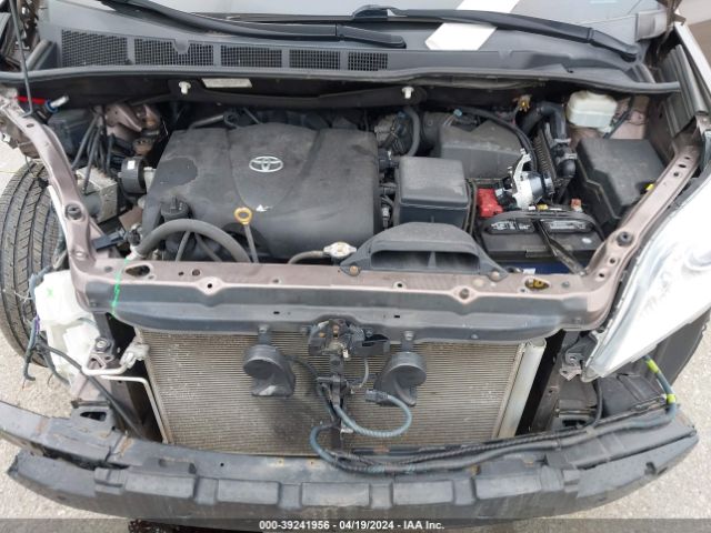 Photo 9 VIN: 5TDDZ3DC7KS224279 - TOYOTA SIENNA 